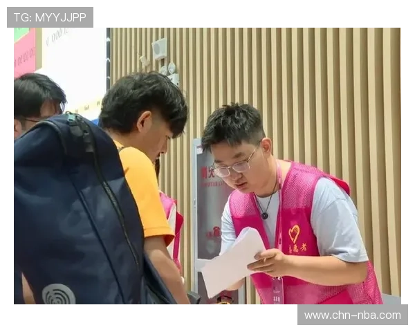 北京赛事志愿者贴心服务获选手好评有效缓解紧张情绪 北京赛事志愿者贴心服务获选手好评有效缓解紧张情绪